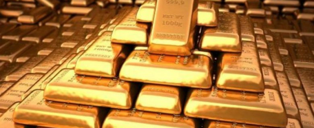 الذهب يسجل أدنى مستوى في أسبوعين وسط شكوك تجاه خفض الفائدة الأمريكية