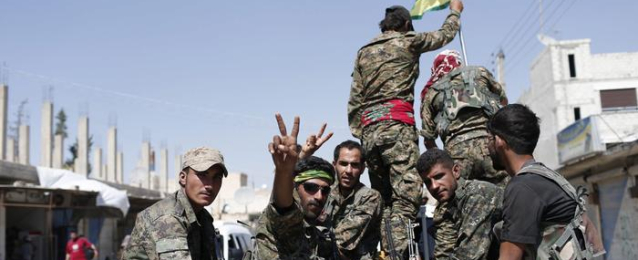 سوريا: المقاتلون الأكراد ينسحبون من مناطق حدودية مع تركيا
