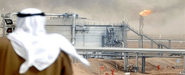 أسعار النفط تنخفض بعد إعلان السعودية استعادة الطاقة الإنتاجية