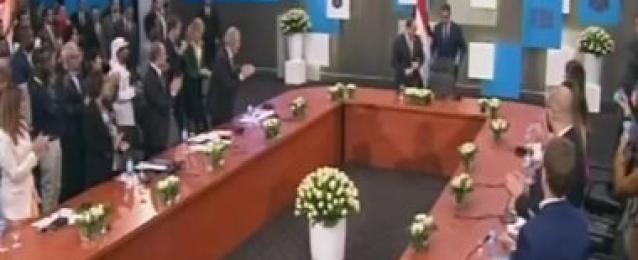 الرئيس السيسى يشهد جلسة سبل التعاون بين دول المتوسط بمنتدى شباب العالم