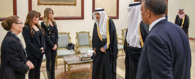 الأمير منصور ينقل تعازي خادم الحرمين لأسرة الرئيس الأسبق حسني مبارك