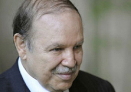 بوتفليقة يؤدى اليمين الدستورية لفترة رئاسة رابعة