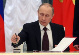 «بوتين» يوقع على مشروع قانون للحد من «الألفاظ البذيئة» في الإعلام