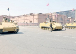 تواجد أمني مكثف بميداني التحرير ورابعة ومداخل القاهرة الكبرى