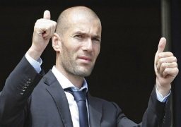 صحيفة إسبانية : زين الدين زيدان يرحل عن ريال مدريد عقب نهاية الموسم