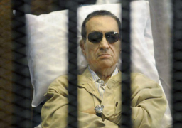 بدء إعادة ” محاكمة القرن ” فى حضور مبارك ونجليه والعادلى