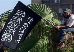 إحالة طالب أزهري للمحاكمة العاجلة لرفعه علم “القاعدة” على مبنى الجامعة