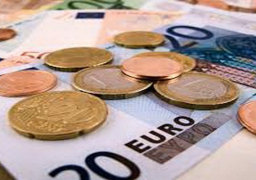 ارتفاع نسبى لسعر اليورو امام الدولار