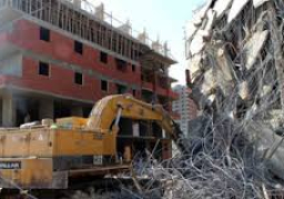 تكثيف حملات رفع الاشغالات وإزالة التعديات فى القاهرة الفاطمية بحى وسط