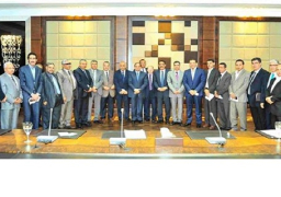 السيسي: ثورتا 25 يناير و30 يونيو خطوة هائلة نحو الديمقراطية المنشودة