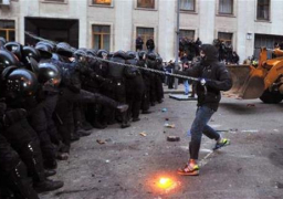 أوكرانيا: قتلى وجرحى في اشتباكات بين الانفصاليين والأمن