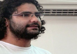 وقف محاكمة علاء عبد الفتاح و 24 آخرين لحين الفصل في رد المحكمة