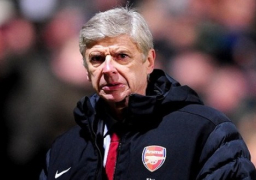 فينجر يمدد عقده مع آرسنال حتى 2017