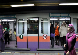 توقف حركة المترو بين محطتي محمد نجيب وام المصريين