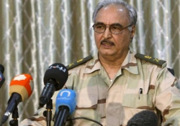 حفتر: ندرس وقف إطلاق النار لمواقع الإرهابيين كـ”هدنة انتخابات”