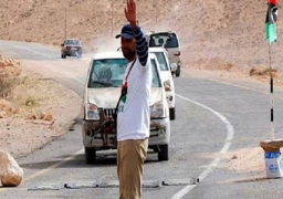 المخابرت الحربية بمطروح تنهي احتجاز 50 شاحنة مصرية شرق أجدابيا الليبية