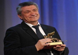 المخرج”ألكسندر سوكوروف” يطالب بوتين بالإفراج عن سجناء الرأي