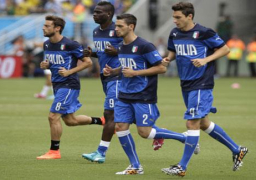 ايطاليا والاوروجواي ..ابرز الاحداث ..لقطات مصورة