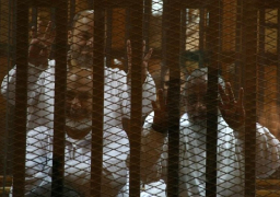 تأجيل محاكمة بديع وقيادات اخوانية في قضية “مسجد الاستقامة”