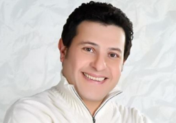 هاني شاكر لـ “راديو مصر”:أنا بخير ولم أجر جراحة العمود الفقري.. وأحضر بروفات حفلي الليلة