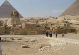 وزيرا السياحة والآثار يتفقدان أعمال التطوير بمنطقة الأهرامات