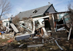 38 قتيلا حصيلة أعصار “راماسون” في الفلبين