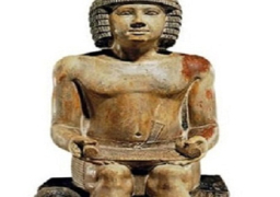 الآثار تخاطب الخارجية لايقاف بيع تمثال “سخم كا” الخميس القادم بلندن