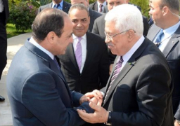 الرئيس عباس يتوجه غداً الى القاهرة للقاء السيسي