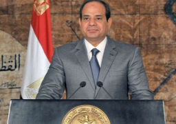 السيسي يهنئ المصريين والعرب بعيد الفطر