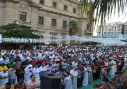 انتشار امني بالاسكندرية والمهدي يؤدي صلاة العيد بأبو العباس