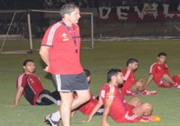 جاريدو يقود تدريبات الأهلي استعدادا لموقعة “نكانا”