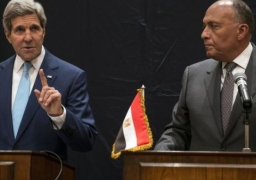 وزير الخارجية يلتقي كيري ويؤكد عدم تعديل المبادرة المصرية