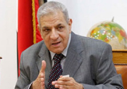 محلب يبحث استراتيجية التنمية الزراعية المستدامة حتى عام 2030 بمصر