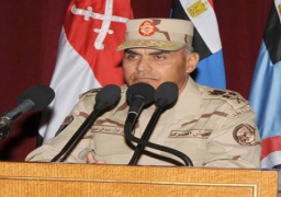 وزير الدفاع: الجيش حريص علي تسليح أبنائه بالعلم والمعرفة ليكونوا قادرين علي الدفاع عن الوطن