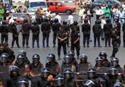 أمن السويس يواصل تأمين ميادين المحافظة والقناة