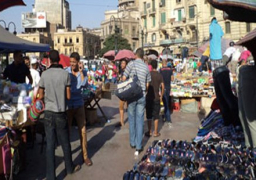 نقل 1700 من الباعة الجائلين إلى جراج الترجمان خلال 72 ساعة