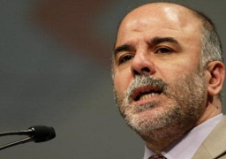 العبادى يدعو المسيحيين الى عدم الهجرة لخارج العراق