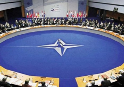 الناتو يدعو روسيا لوقف “أعمالها العسكرية غير المشروعة” في أوكرانيا