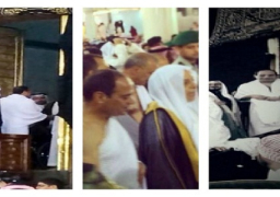 الرئيس السيسي يؤدي مناسك العمرة