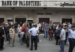 هدوء حذر يخيم على قطاع غزة والبنوك تعاود فتح أبوابها خلال الهدنة