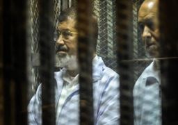 تأجيل محاكمة مرسي و 130 آخرين في قضية “وادي النطرون” إلى 15 سبتمبر