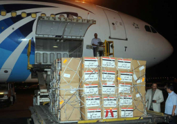 الجيش يرسل 13 طن مواد غذائية للمصريين على الحدود التونسية