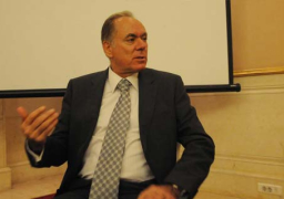 رئيس بنك القاهرة: جاهزون لتمويل قناة السويس بـ 35 مليار جنيه.. وطرح المشروع للاكتتاب قبل نهاية 2014