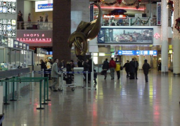 اخلاء مطار في لندن بعد العثور على “حزمة مريبة”