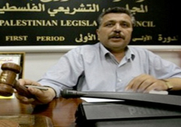 اطلاق النار على سيارة نائب رئيس المجلس التشريعي الفلسطيني