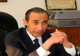 الأمير يؤكد الالتزام بصرف مكافأة نهاية الخدمة دون خصم من العاملين