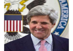 كيري وعباس يؤكدان على ضرورة تقديم مساعدة انسانية لغزة