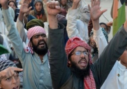 نواز شريف يجتمع وقائد الجيش الباكستاني