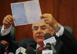 هشام رامز: 3 مليارات جنيه حصيلة شهادات استثمار قناة السويس حتى الثانية ظهرا