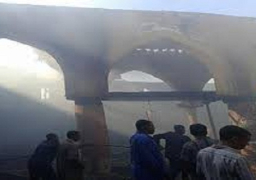 وزير الآثار يتفقد الأوضاع بمسجد العمري بعد تعرضه لحريق في الخميس الماضى